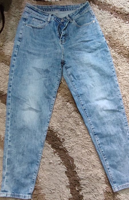 Продам хлрош по пятьсот