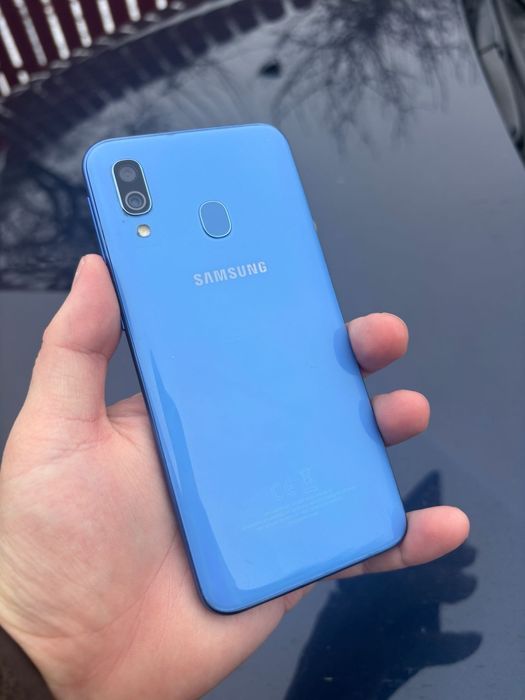 Telefon Samsung Galaxy A40  Impecabil ca Nou Blue 64GB 4GB Ram 4G