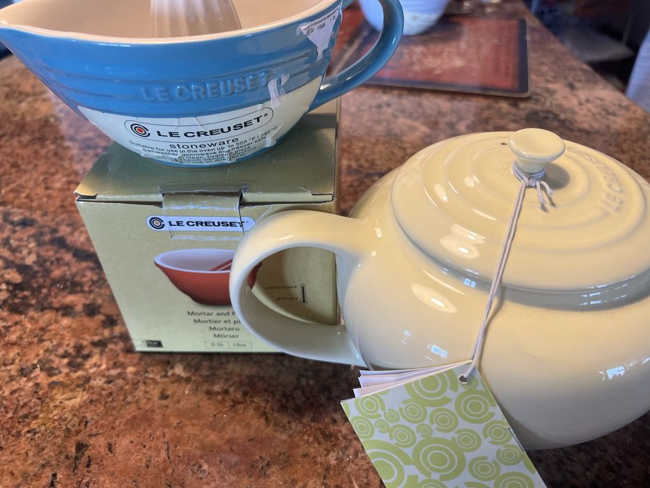 Le creuset 3 piese (Ceainic -mojar- storcator fructe!