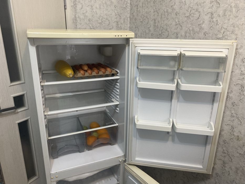Продам холодильник