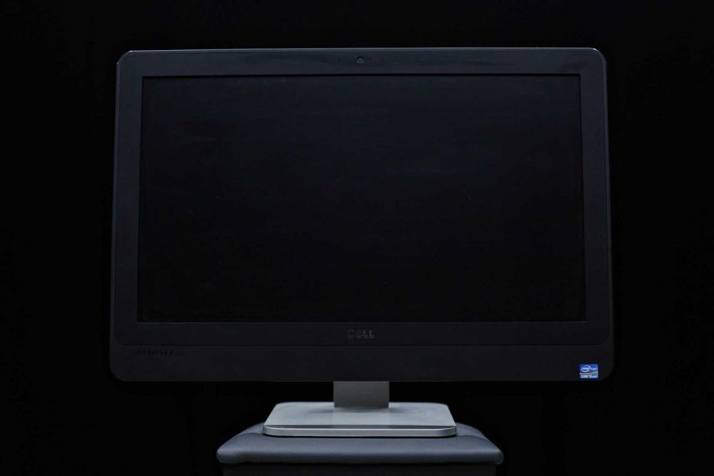 Прдам моноблок Dell Optiplex 9010