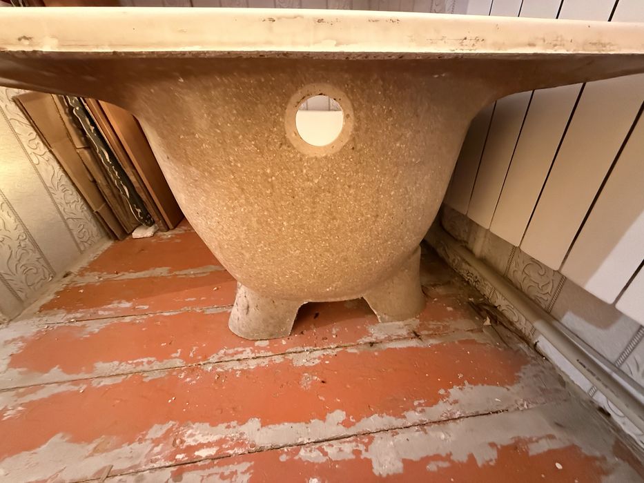 Ванна в очень хорошем состоянии