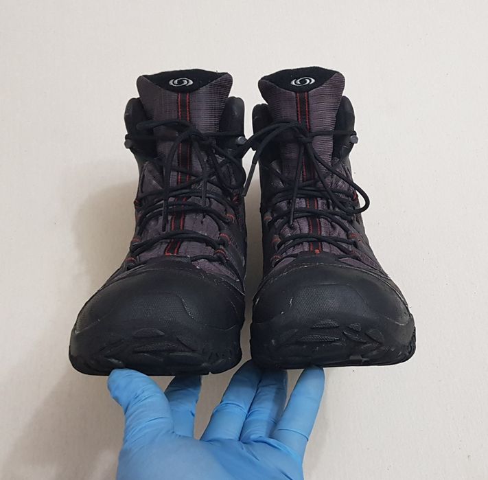 Bocanci, ghete SALOMON Waterproof Thinsulate Contragrip, nr. 44 EU