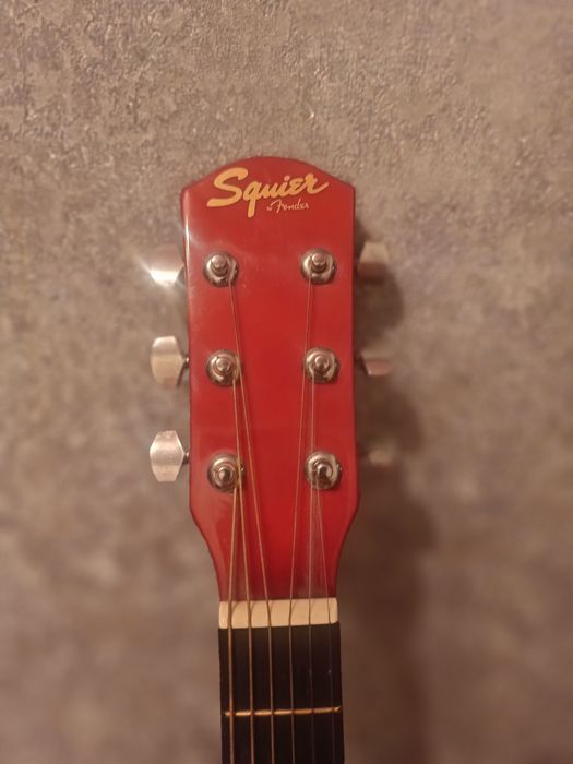 Гитара Squier ...