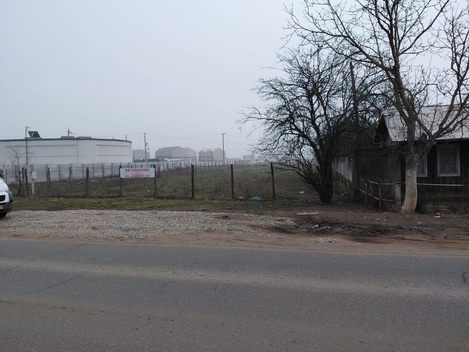 Teren intravilan 1500 mp