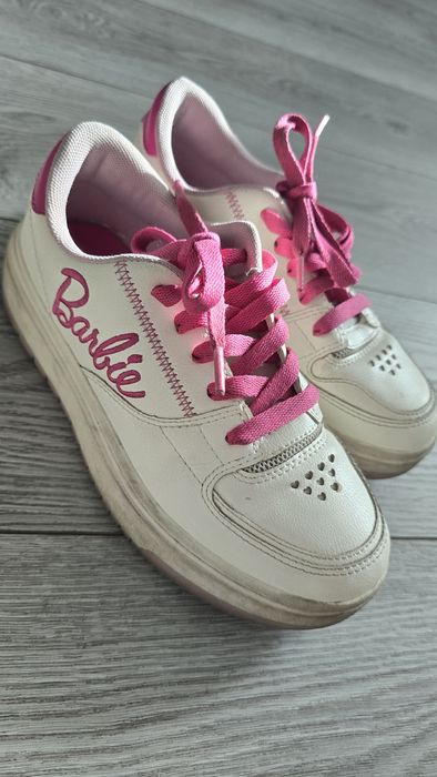 Кроссовки zara 35р
Размер 35