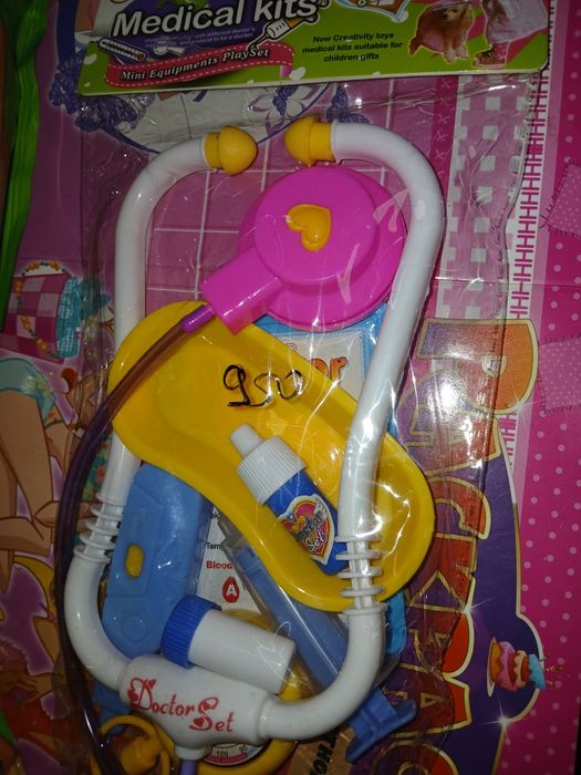 Продам! Игрушки. Набор доктора. ул. Валиханова 167