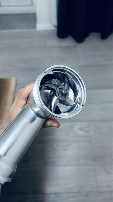 Элекстрическая мясорубка