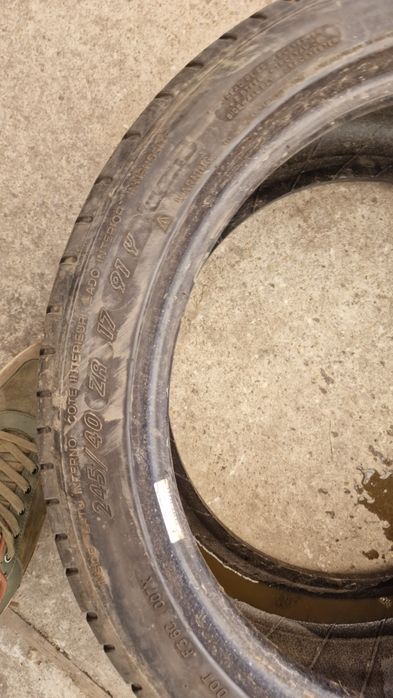 245 40 17 Michelin 2 anvelope vara