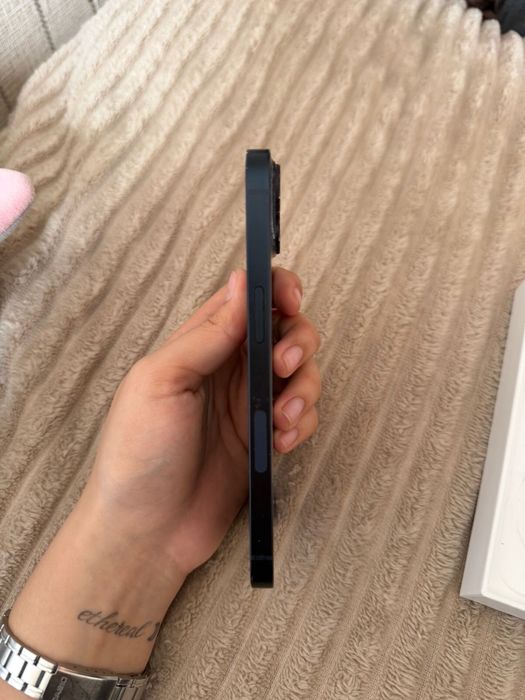 Продам айфон 13!