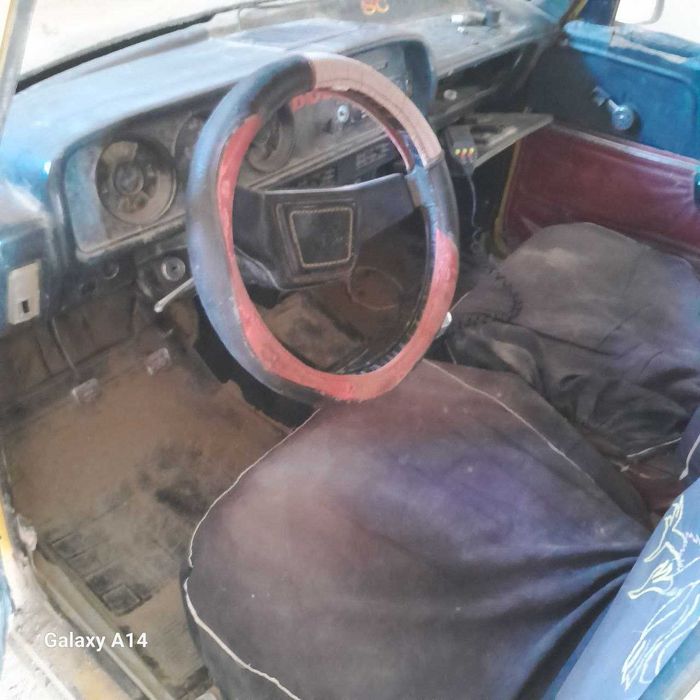 Azlk sotiladi holti yaxshi