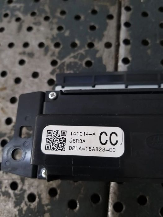 Modul electronic display control climatronic dreapta land rover range rover sport 2 l494 dpla18a828cc