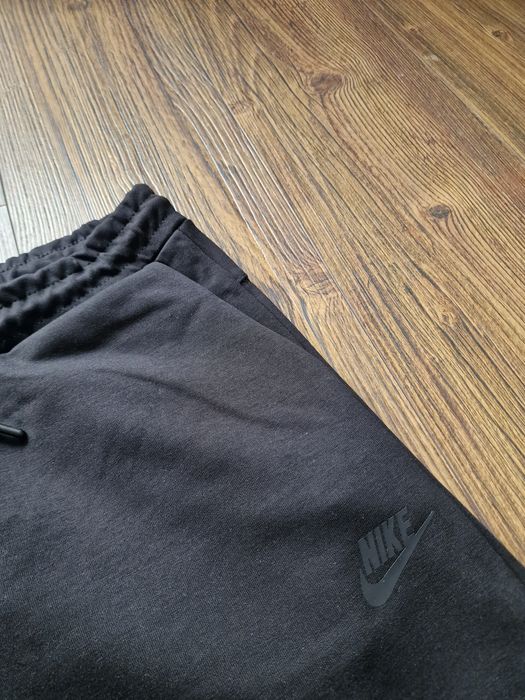 Страхотно мъжко спортно долнище NIKE размер L