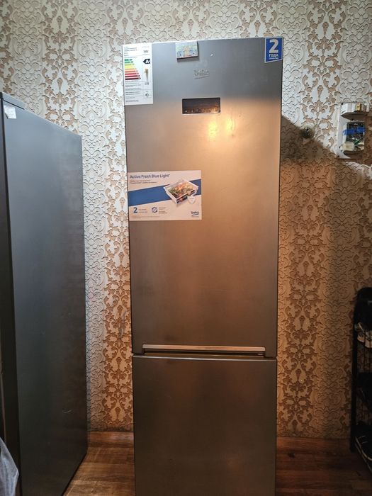 Продам холодильник срочно