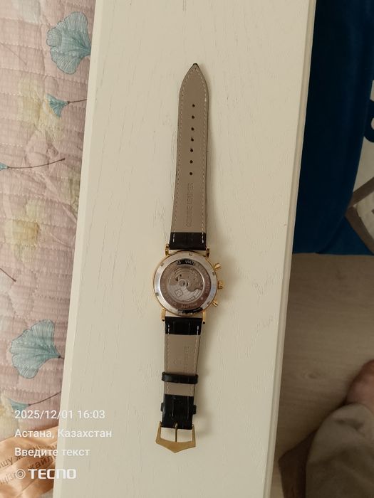 Часы Механические