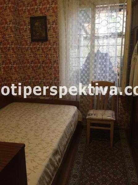 Продава се Къща в Пловдив, Център - 60 кв.м за 2417 €/кв.м - Снимка #2