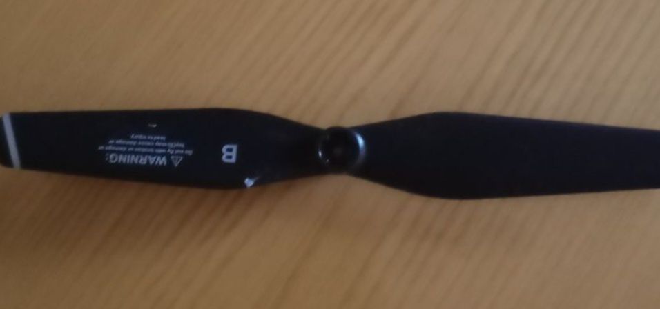 Пропелеры универсальные для квадрокоптера.