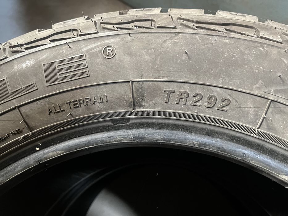 Продам пару шин  р18