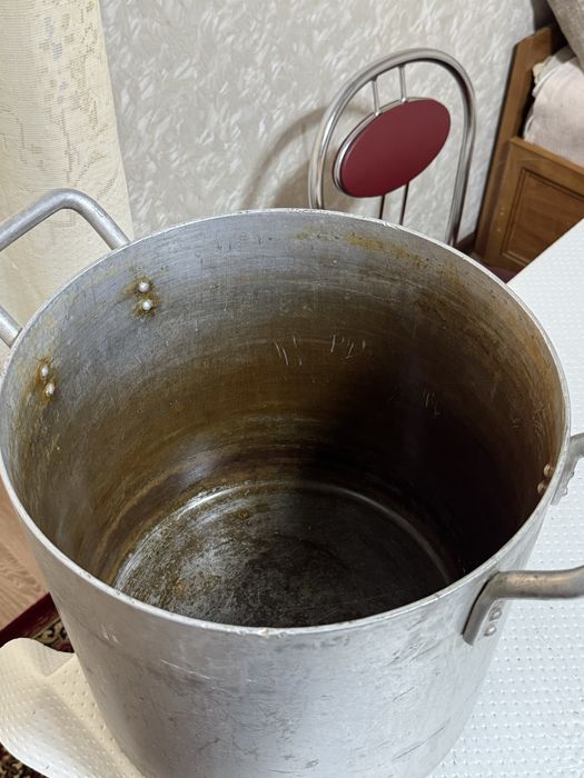 Кастрюля 30л алюминиевая.