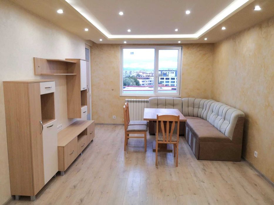 Нов двустаен обзаведен апартамент на метростанция Обеля