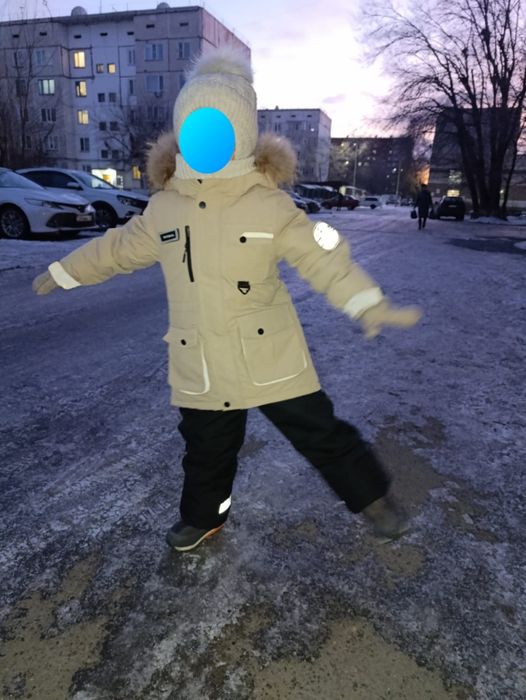 Продам зимний комбинезон (комплект)