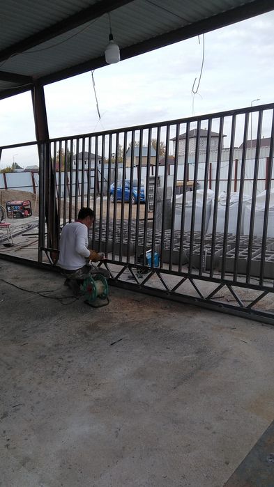 Сварочные работы .