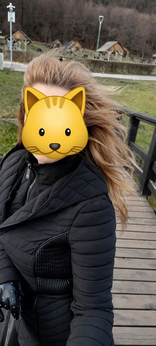 Geacă GUESS damă 36-38