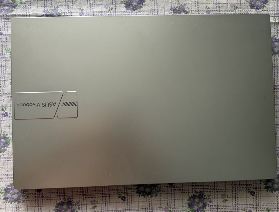 Asus vivibook 15