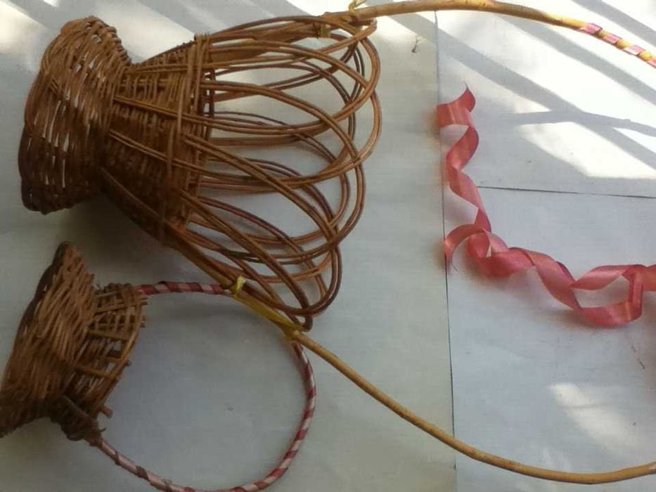 Подарочная корзина  из натуральных пальмовых ветвей (Алжир)Новая  Фото