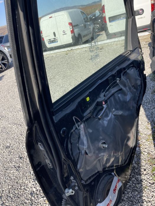 Врата (задна дасна врата) за Suzuki SX-4 / Fiat Sedici