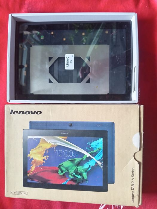 Продаеться Lenova Tab2A на запчасти