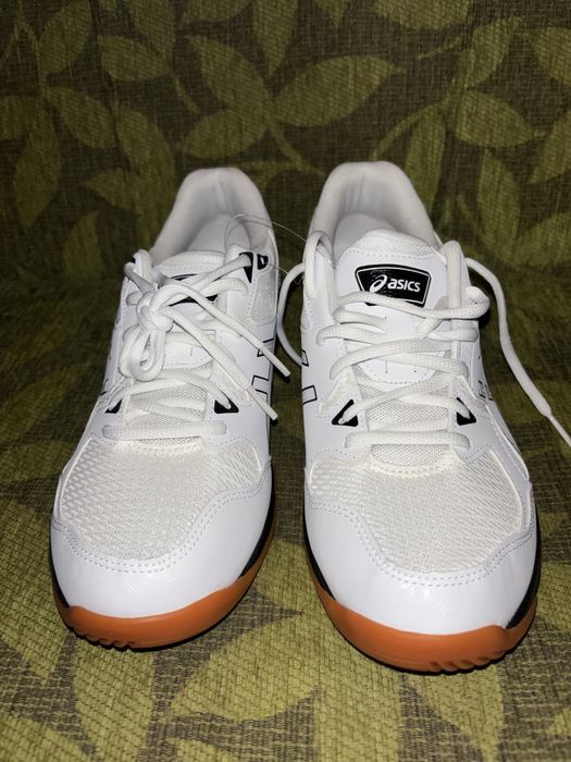 Нови волейболни маратонки Asics gel-spike