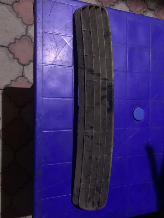 Решотка на ауди б4