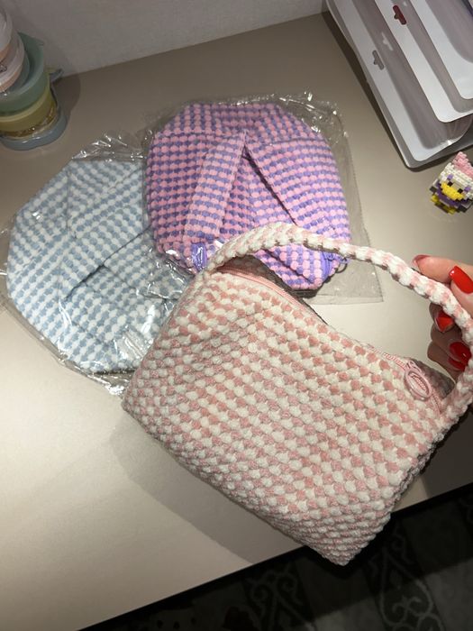 Подарки, конструкторы, косметички для девочек