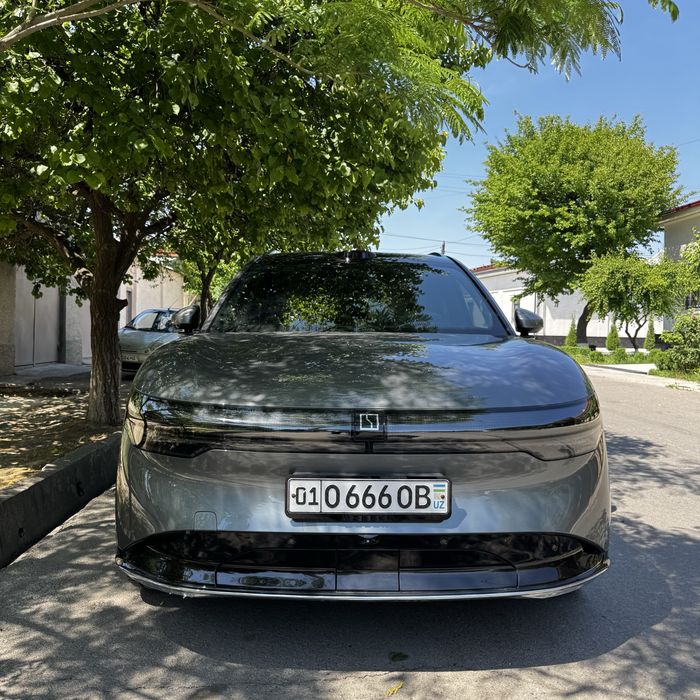 Zeekr X 2024 — 2