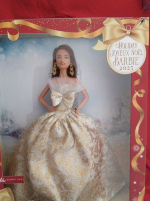Papusa  barbie holiday sigilata