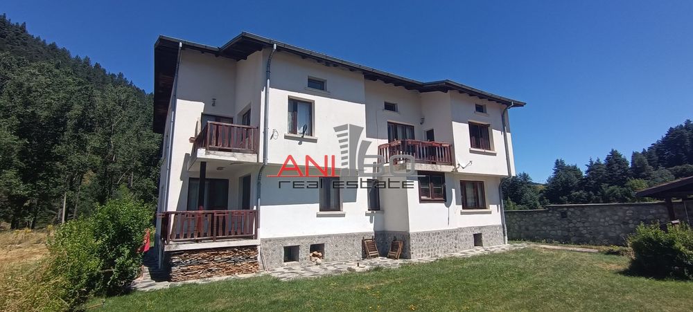 Продава се Къща в с. Маджаре, Област София-област - 270 кв.м за 852 €/кв.м - Снимка #2