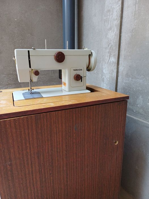 Швейная машина чайка 134А