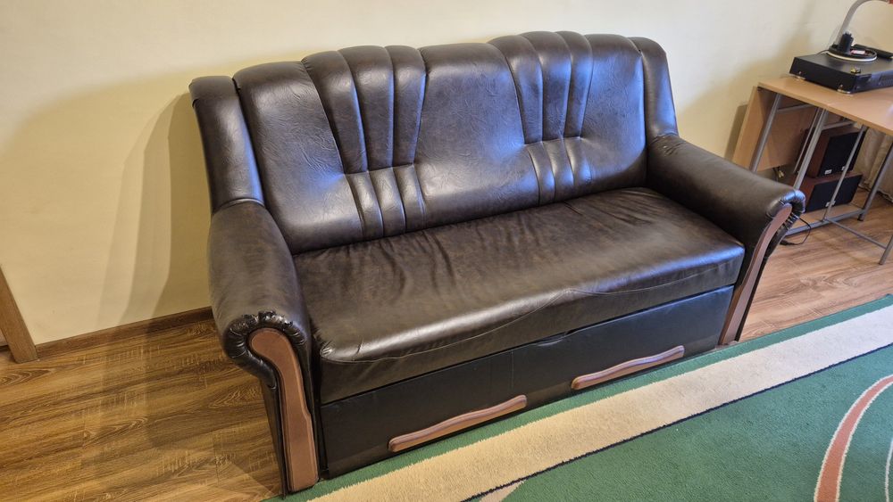 Canapea-coltar extensibila