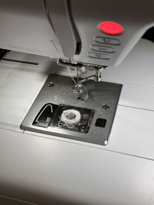 Bernette b70 deco швейная машинка