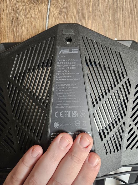 Vant asus RT-AX82U cu ax5400
RT-AX82U
AX5400
RT-AX82U
AX5400