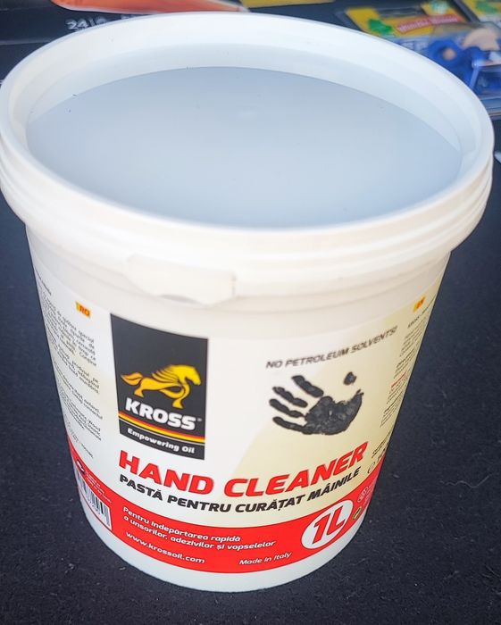 Pastă pentru curățat mâinile (Curăță uleiul,unsoare,gudron etc.)
