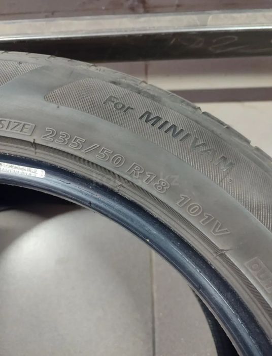 Летние шины 235/50/18 привозные