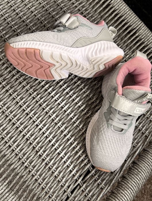 Маратонки за момиче