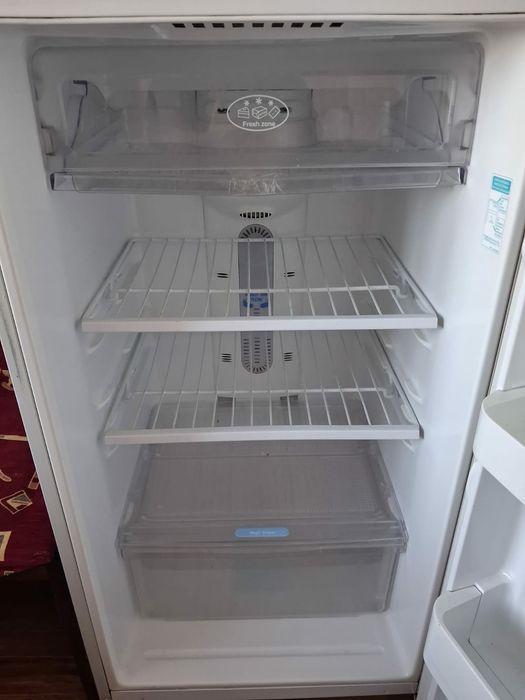 Продам холодильник.