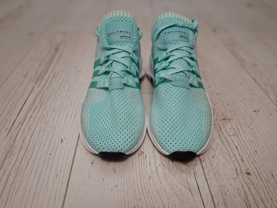 Adidas-Ориг. Маратонки  Нови!