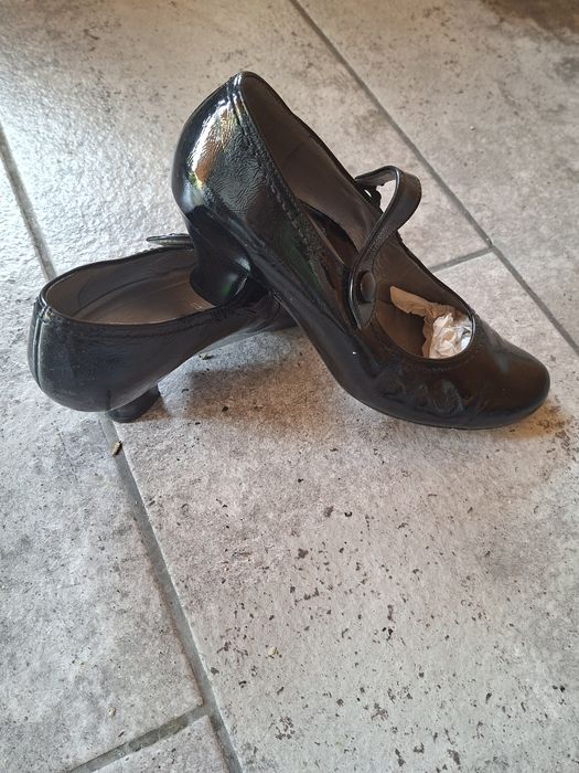 Pantofi lac_ bareta  cu elastic