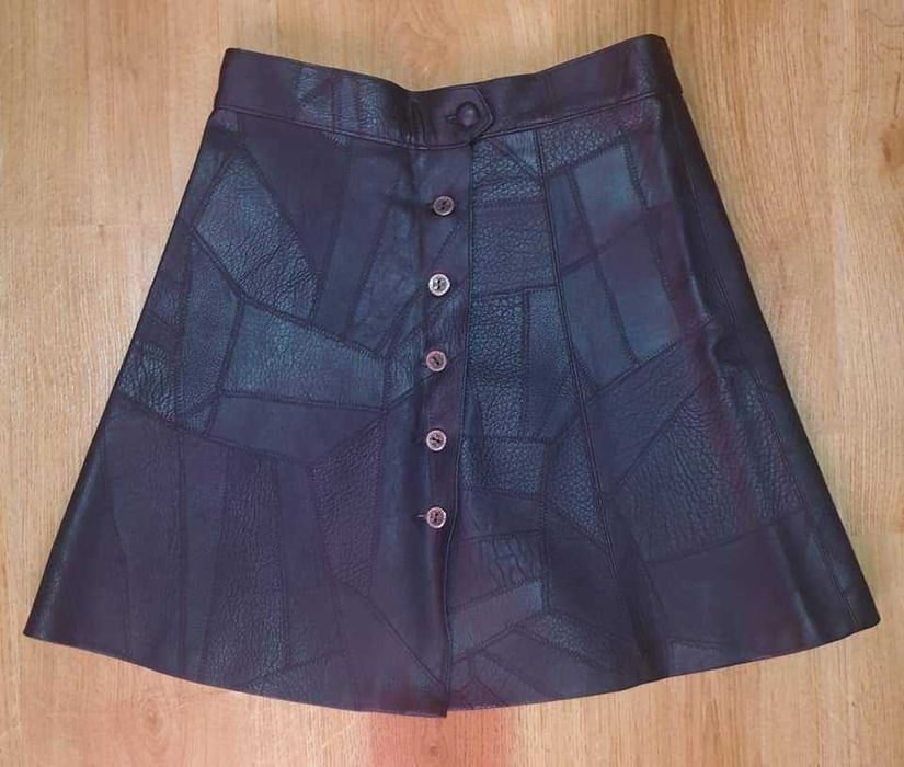 Fusta din piele, model deosebit