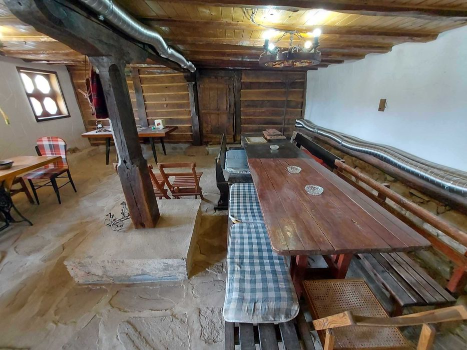 Продава се Къща в с. Царевци, Област Търговище - 320 кв.м за 563 €/кв.м - Снимка #9