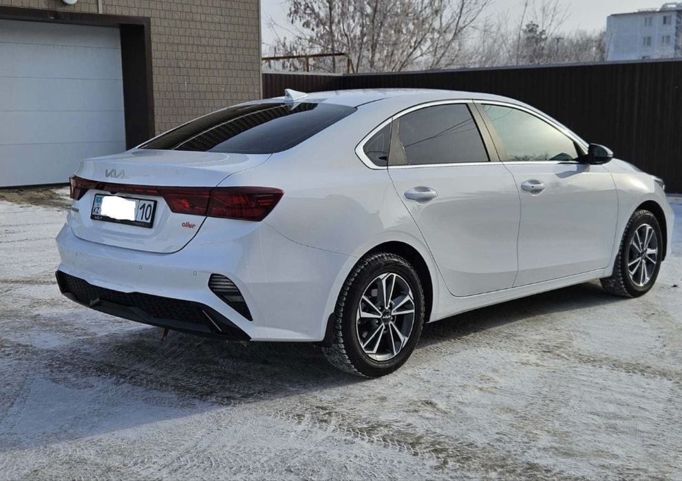 Kia cerato 2025 года